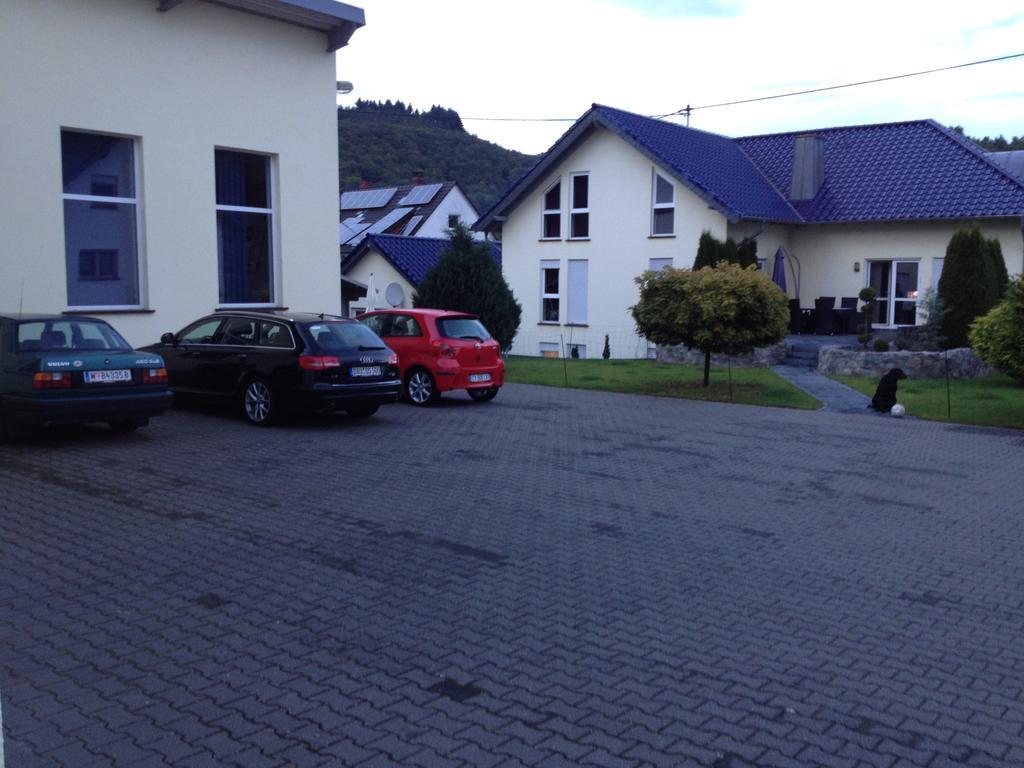 Eifelland-Ferien Apartment Kelberg Exterior foto