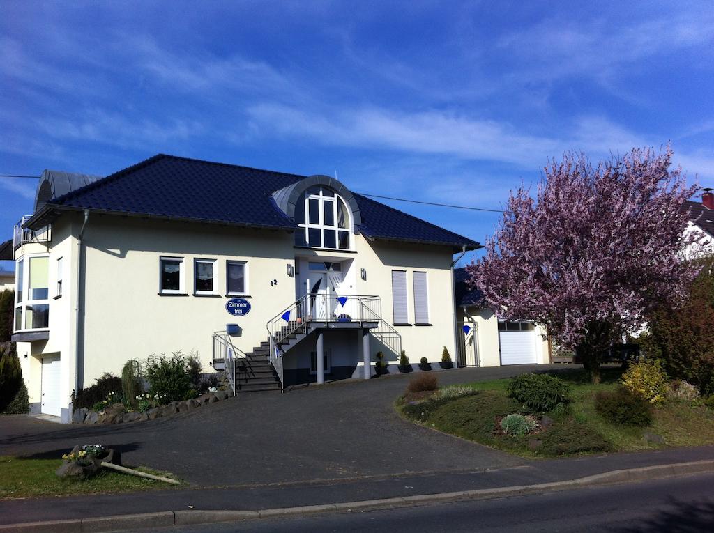 Eifelland-Ferien Apartment Kelberg Exterior foto
